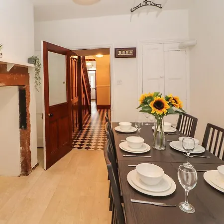 7 Lonsdale Terrace Nyaraló *