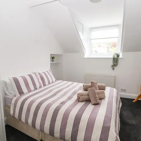 7 Lonsdale Terrace 度假居 *